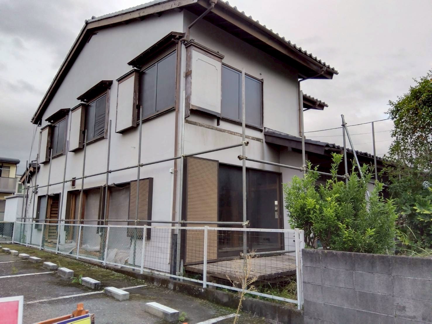 解体予定の木造住宅